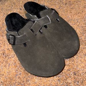 Men’s size 10(43) Birkenstock clogs